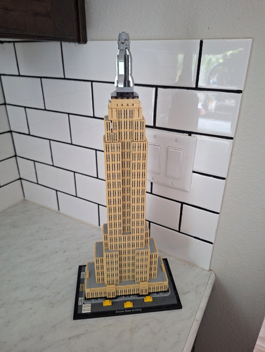 Lego architecture empire state - empire,