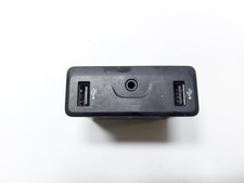 280239853R CONNETTORE USB RENAULT KADJAR (HA-HL) 1.5 DCI 8V AUT 110CV 2016 5P SU