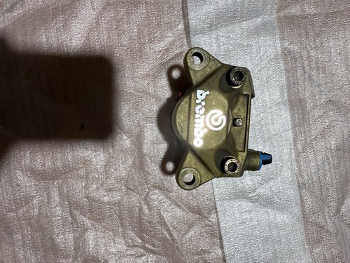 Pinza freno posteriore brembo