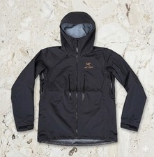 Arc'teryx Alpha Nero/Oro