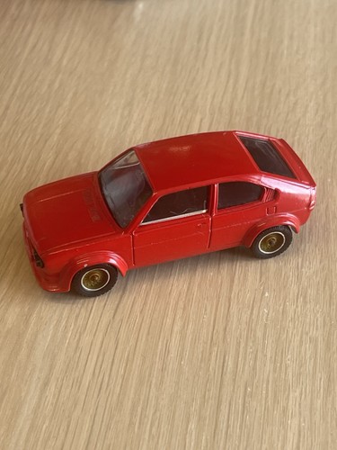 Alfa romeo alfasud rouge - alfa,