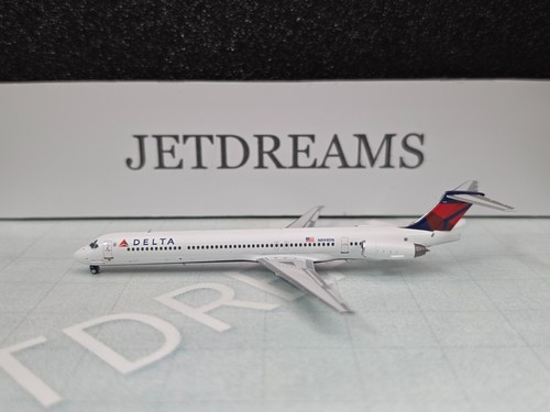 400 delta airlines 88 - delta,