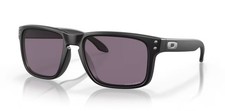 Oakley Holbrook 9102 E8 - Sunglasses - Nero Opaco/Prizm Grey