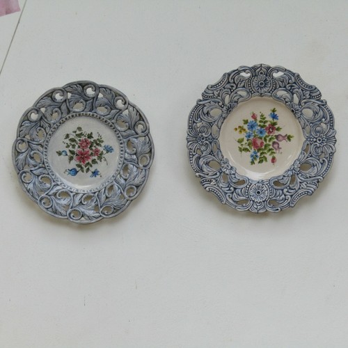 Piatti ceramica dipinti a - in,