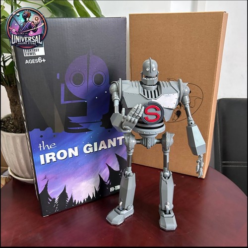 The iron giant statue 30cm - iron,