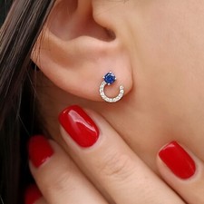 Orecchini cerchio a lobo con