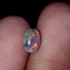 Gemma opale australiano non