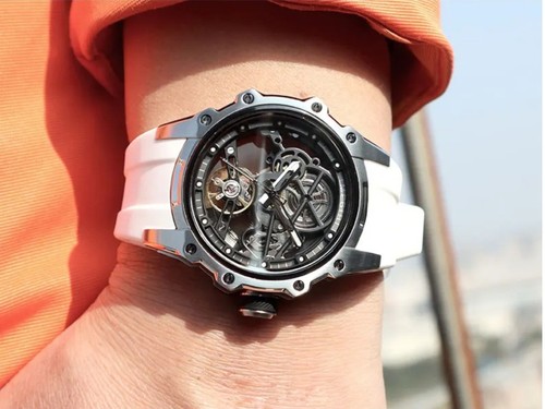 Orologio sportivo elegante