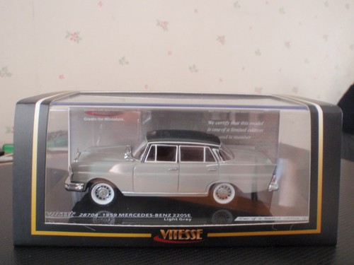 Vitesse mercedes 220 se - 1/43,