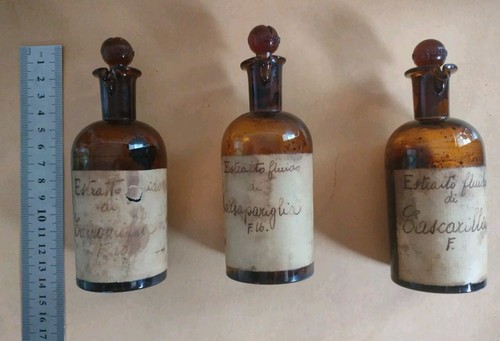 Antiche bottiglie farmacia - antiche,