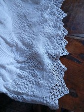 antica coperta in cotone  con ricami