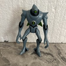Ben 10 Ten NANOMECH Ultimate Alien Action Figure 10 cm.