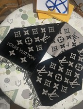 Louis Vuitton Sciarpa Modello