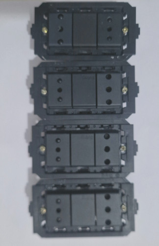 Supporti posti 4703 - 4, 3