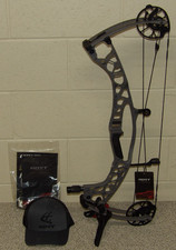 2025 Hoyt Alpha AX-2 SD Bow
