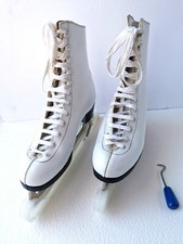 Pattini da ghiaccio vintage Cortina 25 Kovopol 8-71 primi anni '70 con tiralacci