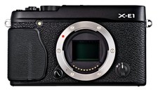 Fujifilm X-E1 16,3 MP Fotocamera Digitale Sistema Compatto con LCD da 2,8 Pollici - Solo Corpo
