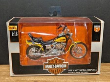 Maisto 1:18 Harley 2000 FXDWG