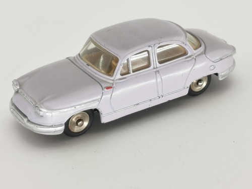 Dinky toys 547 - dinky,