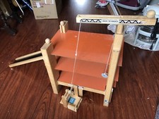 Gru in legno vintage BEKA