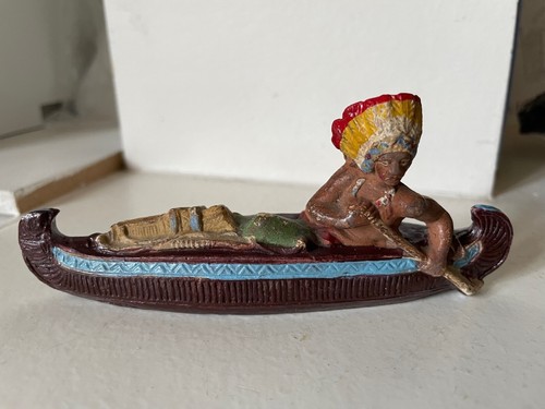 Rovello canoë avec - canoë, indien