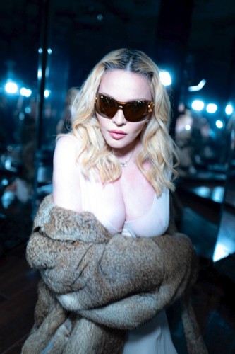 Madonna unterschiedliche - madonna, 10