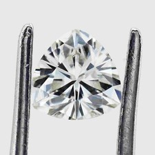 Diamante Moissanite Sciolto 0,65 Ctw Trielle Bianco Pietra Preziosa Coltivata in Laboratorio 6 mm