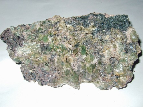 Minerali grezzi - -,