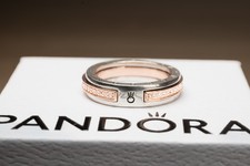 Bague Pandora Pavé Signature