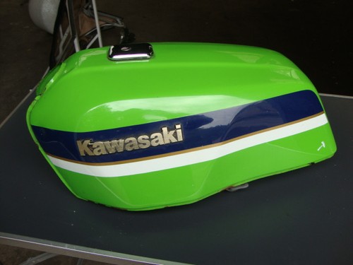 Kit vernice serbatoio - , spazzola