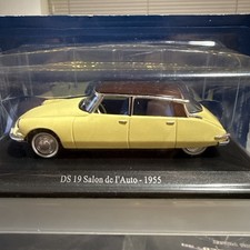 1/43 Scale Citroen DS 19 Salon