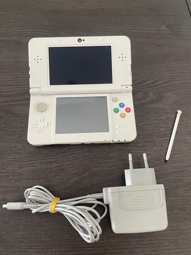 New nintendo 3ds console - xl,