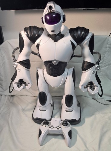 Robosapien wowwee white - robosapien,