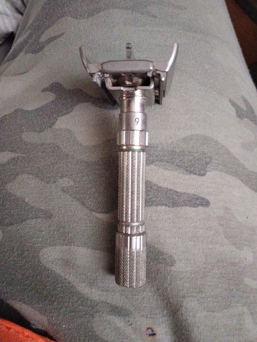 Vintage 1959 gillette - e1,