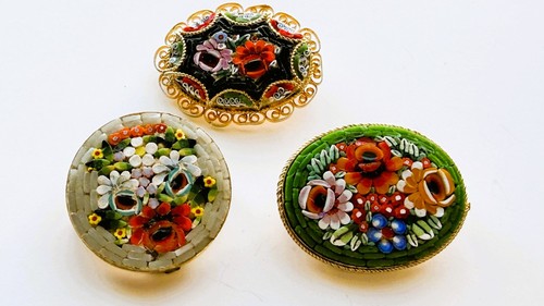 Spilla floreale micro mosaico