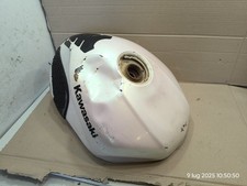 SERBATOIO BENZINA DANNEGGIATO PER KAWASAKI NINJA 636 2003 2004