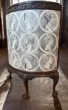 mobiletto demi lune vintage teste romane 1800 stile chippendale