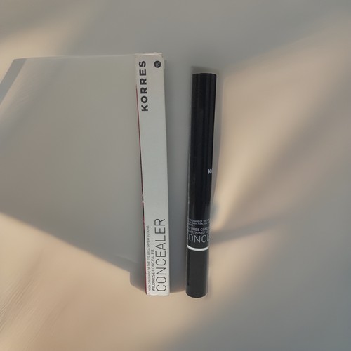 Korres wild rose - rose, concealer