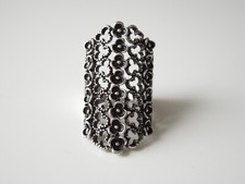 Anello Largo Con Motivo A