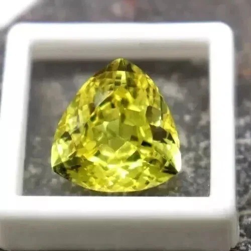 Incredibile zaffiro giallo - incredibile,