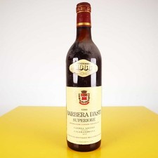 Vino Barbera d"Asti Superiore