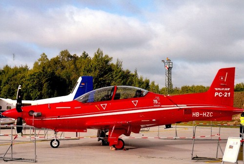 302732 foto pilatus 21 - -,