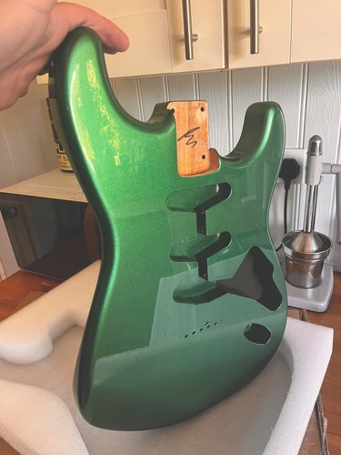 Corpo chitarra compatibile