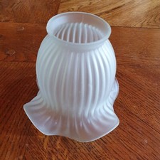 Abat jour ancien en verre