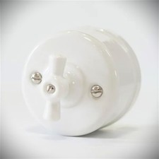 Interruttore bianco rotante