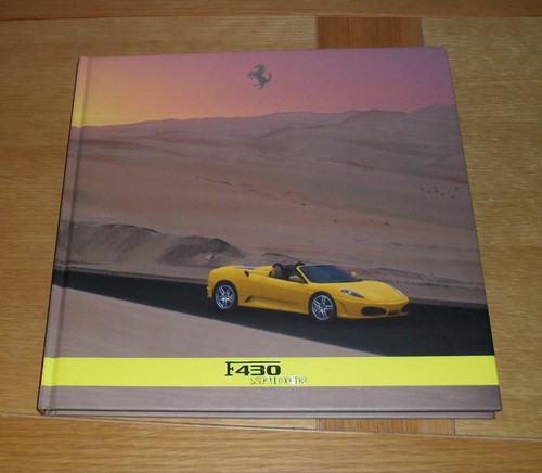 Libro brochure rigido ferrari - brochure,