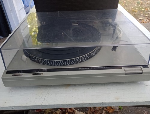 Technics turntable - technics,