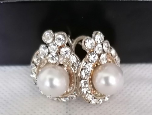 Orecchini vintage elegantii