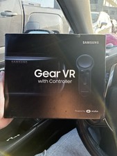 Samsung GEAR VR con controller, alimentato da Oculus, prezzo consigliato 129,99, nuovo con scatola