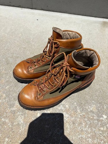 Limited rare danner light - rare],